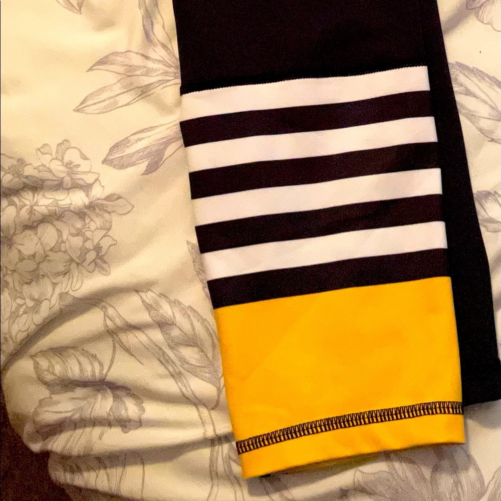 Like NEW, only worn 2 times